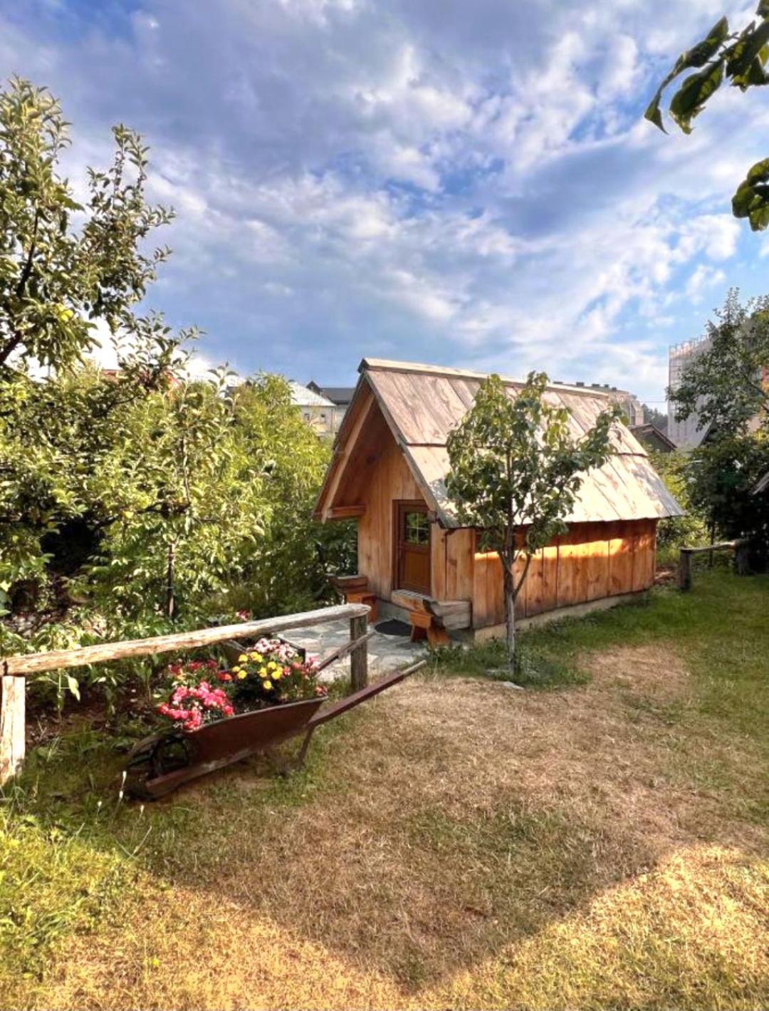 Etno Smjestaj Bjelasica Kolašin Exteriör bild